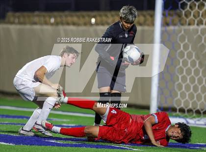 Thumbnail 2 in Salado vs. Castleberry (UIL 4A Soccer Division I Final) photogallery.