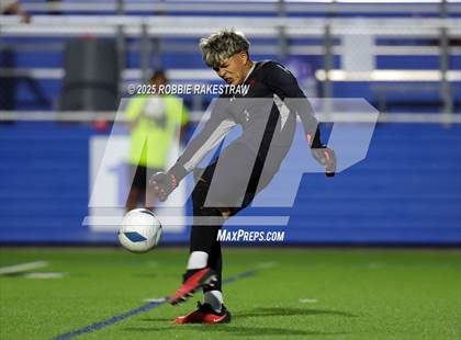 Thumbnail 1 in Salado vs. Castleberry (UIL 4A Soccer Division I Final) photogallery.