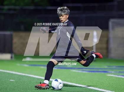 Thumbnail 3 in Salado vs. Castleberry (UIL 4A Soccer Division I Final) photogallery.