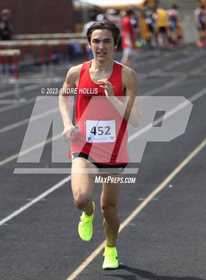Thumbnail 2 in Fort Wayne North Side Relays photogallery.