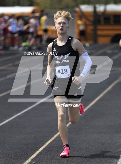 Thumbnail 3 in Fort Wayne North Side Relays photogallery.