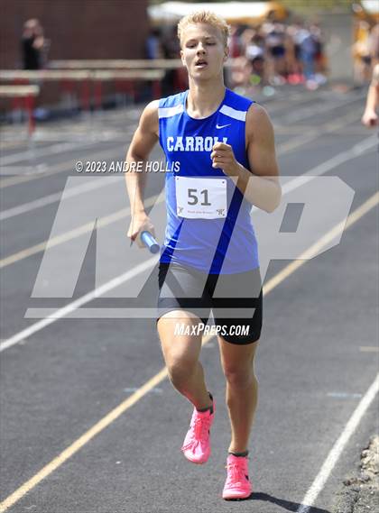 Thumbnail 2 in Fort Wayne North Side Relays photogallery.