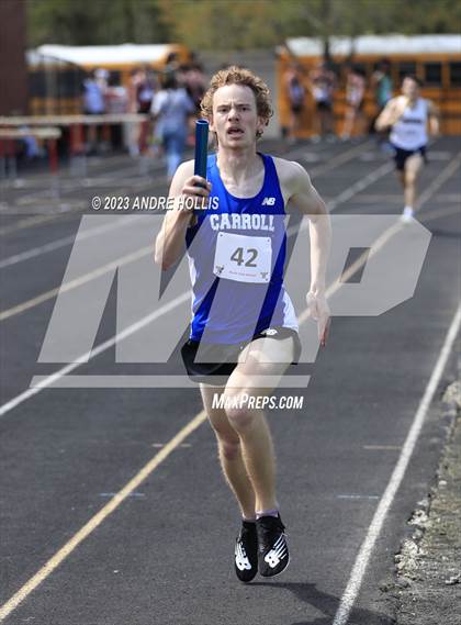 Thumbnail 1 in Fort Wayne North Side Relays photogallery.