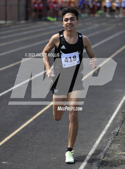 Thumbnail 2 in Fort Wayne North Side Relays photogallery.
