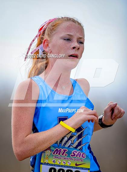 Thumbnail 1 in Mt SAC Invitational (Division 1 - Race 73)  photogallery.