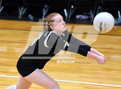 Thumbnail 3 in Valley Lutheran @ Phoenix Christian photogallery.