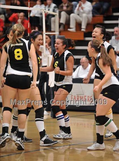 Thumbnail 3 in Cerritos vs. Mayfield (CIF SS D3A Final) photogallery.