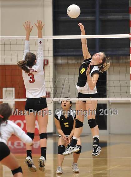 Thumbnail 1 in Cerritos vs. Mayfield (CIF SS D3A Final) photogallery.