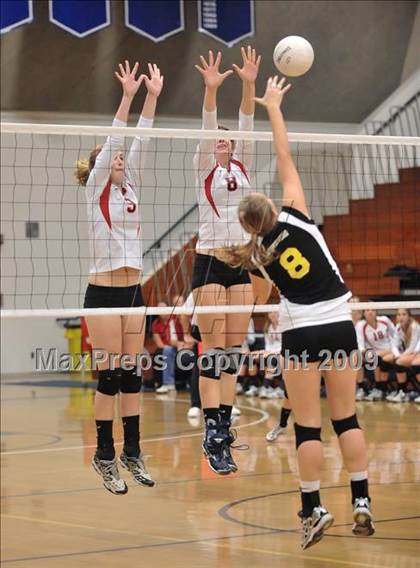 Thumbnail 2 in Cerritos vs. Mayfield (CIF SS D3A Final) photogallery.