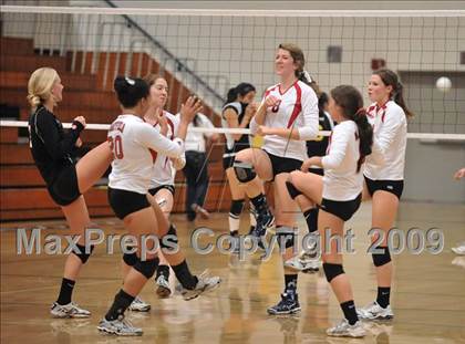 Thumbnail 3 in Cerritos vs. Mayfield (CIF SS D3A Final) photogallery.