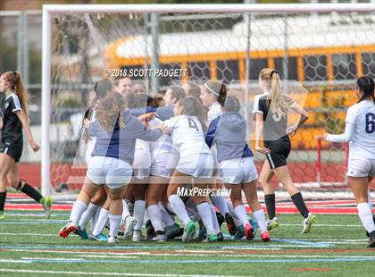 Thumbnail 2 in Ramona vs. Mater Dei Catholic (CIF SDS D4 Final) photogallery.