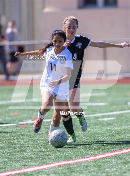 Thumbnail 3 in Ramona vs. Mater Dei Catholic (CIF SDS D4 Final) photogallery.