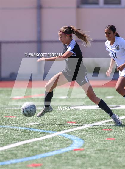 Thumbnail 3 in Ramona vs. Mater Dei Catholic (CIF SDS D4 Final) photogallery.