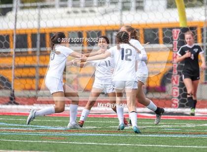 Thumbnail 3 in Ramona vs. Mater Dei Catholic (CIF SDS D4 Final) photogallery.