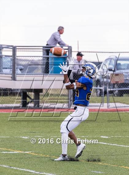 Thumbnail 2 in Liberty vs Rampart photogallery.