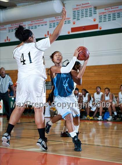 Thumbnail 1 in Ramona vs. Arroyo Valley (Lady Bears Holiday Classic) photogallery.