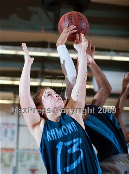 Thumbnail 2 in Ramona vs. Arroyo Valley (Lady Bears Holiday Classic) photogallery.