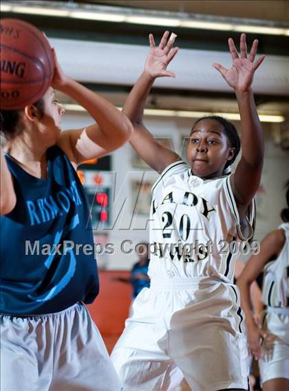 Thumbnail 1 in Ramona vs. Arroyo Valley (Lady Bears Holiday Classic) photogallery.