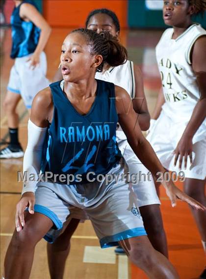 Thumbnail 2 in Ramona vs. Arroyo Valley (Lady Bears Holiday Classic) photogallery.