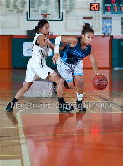 Thumbnail 1 in Ramona vs. Arroyo Valley (Lady Bears Holiday Classic) photogallery.