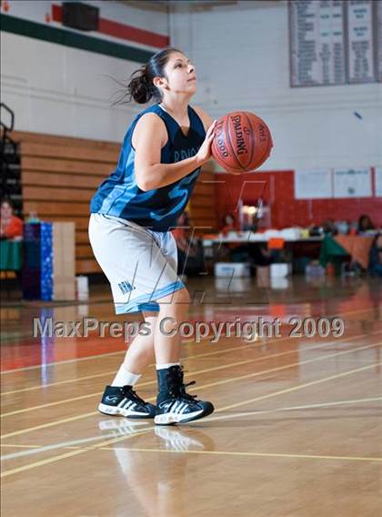Thumbnail 3 in Ramona vs. Arroyo Valley (Lady Bears Holiday Classic) photogallery.