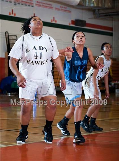 Thumbnail 2 in Ramona vs. Arroyo Valley (Lady Bears Holiday Classic) photogallery.