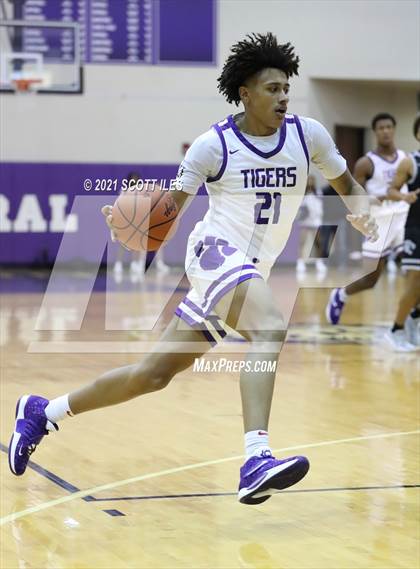 Thumbnail 3 in Pickerington North @ Pickerington Central photogallery.