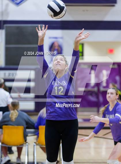 Thumbnail 2 in New Haven vs. Leo (Leo Invite) photogallery.