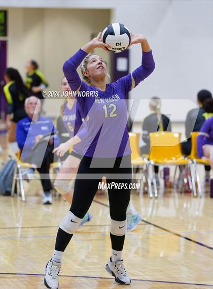 Thumbnail 1 in New Haven vs. Leo (Leo Invite) photogallery.
