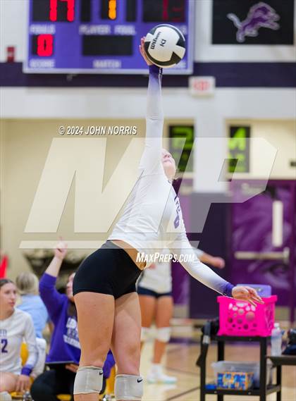 Thumbnail 1 in New Haven vs. Leo (Leo Invite) photogallery.