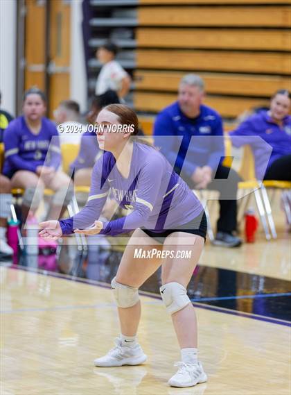 Thumbnail 2 in New Haven vs. Leo (Leo Invite) photogallery.
