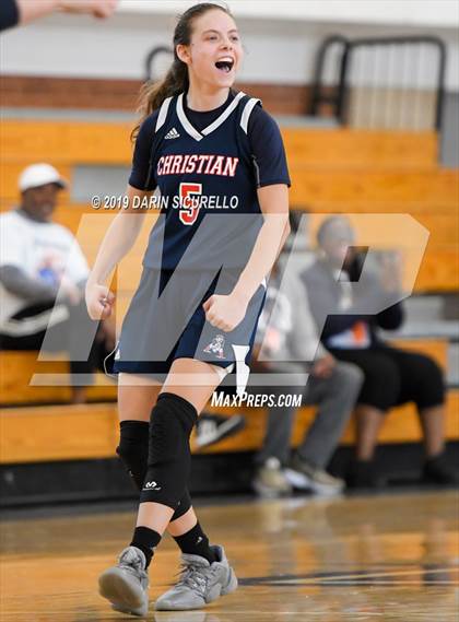 Thumbnail 1 in El Cajon Christian vs. St. Paul (NIKE Tournament of Champions Final) photogallery.