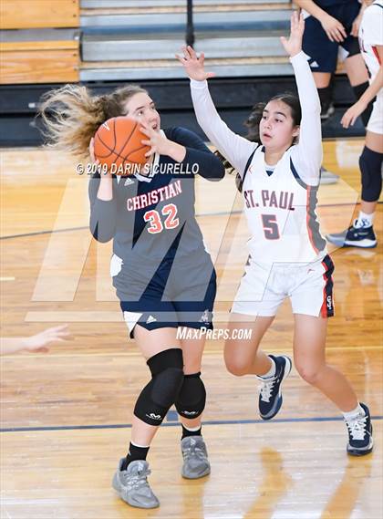 Thumbnail 3 in El Cajon Christian vs. St. Paul (NIKE Tournament of Champions Final) photogallery.