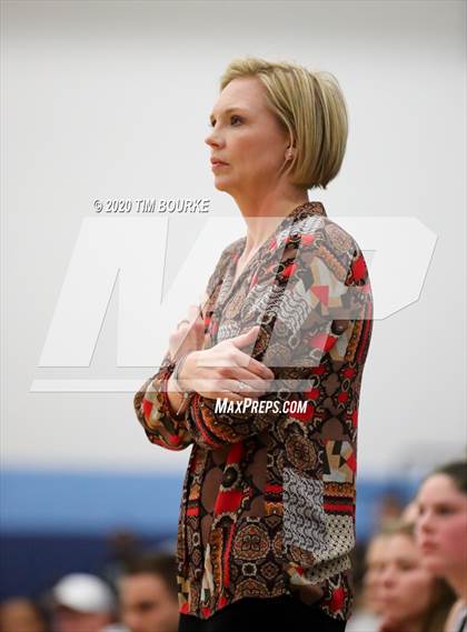 Thumbnail 1 in Valor Christian vs. Far Northeast Warriors (CHSAA 5A Round 2 Playoff) photogallery.
