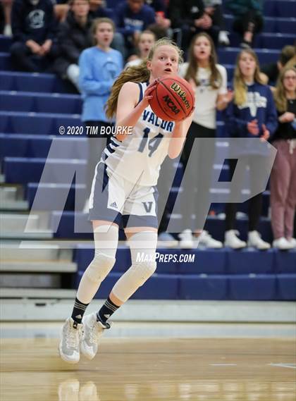 Thumbnail 2 in Valor Christian vs. Far Northeast Warriors (CHSAA 5A Round 2 Playoff) photogallery.