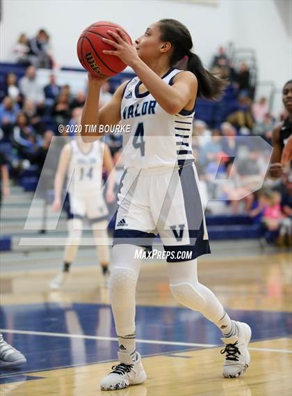 Thumbnail 3 in Valor Christian vs. Far Northeast Warriors (CHSAA 5A Round 2 Playoff) photogallery.