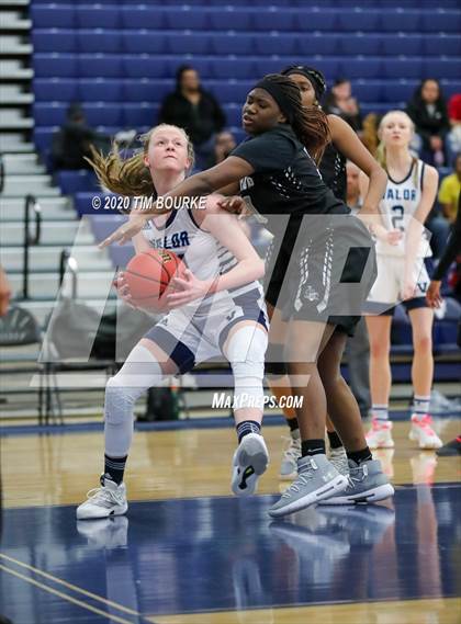 Thumbnail 1 in Valor Christian vs. Far Northeast Warriors (CHSAA 5A Round 2 Playoff) photogallery.