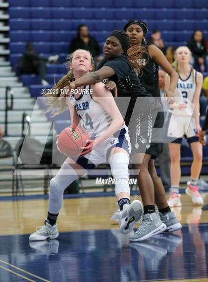 Thumbnail 2 in Valor Christian vs. Far Northeast Warriors (CHSAA 5A Round 2 Playoff) photogallery.
