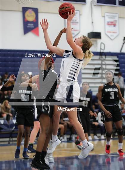 Thumbnail 3 in Valor Christian vs. Far Northeast Warriors (CHSAA 5A Round 2 Playoff) photogallery.