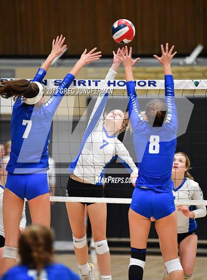 Thumbnail 2 in Acalanes vs. Branson ( CIF NCS D3 Final) photogallery.