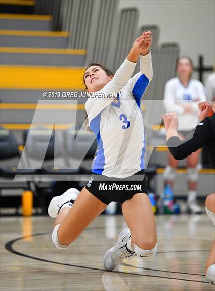 Thumbnail 2 in Acalanes vs. Branson ( CIF NCS D3 Final) photogallery.