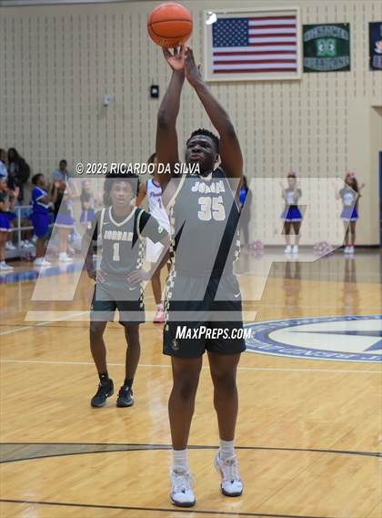 Thumbnail 2 in Jordan vs. King (UIL 6A D2 Basketball Regional Semifinal) photogallery.