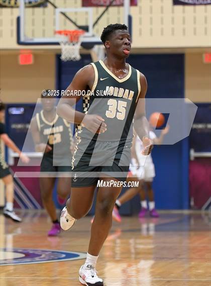Thumbnail 3 in Jordan vs. King (UIL 6A D2 Basketball Regional Semifinal) photogallery.