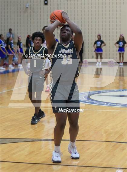 Thumbnail 2 in Jordan vs. King (UIL 6A D2 Basketball Regional Semifinal) photogallery.