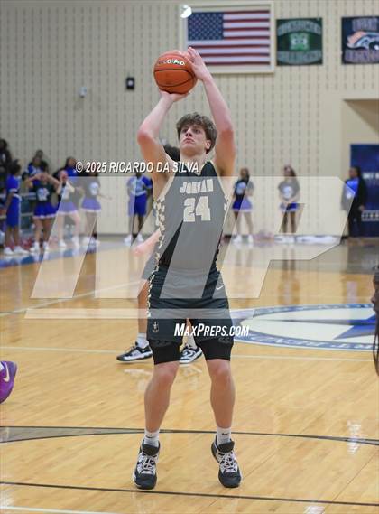 Thumbnail 2 in Jordan vs. King (UIL 6A D2 Basketball Regional Semifinal) photogallery.