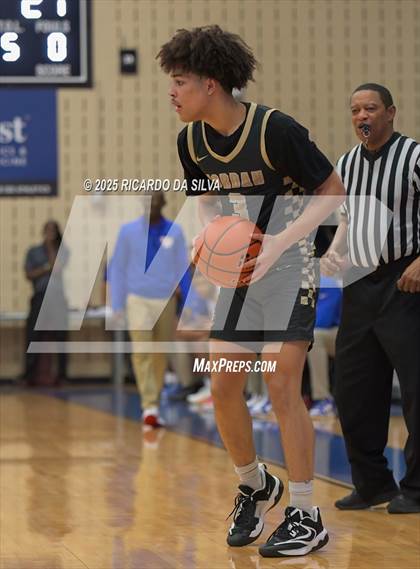 Thumbnail 3 in Jordan vs. King (UIL 6A D2 Basketball Regional Semifinal) photogallery.