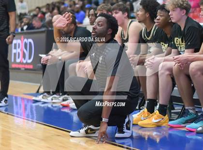 Thumbnail 2 in Jordan vs. King (UIL 6A D2 Basketball Regional Semifinal) photogallery.