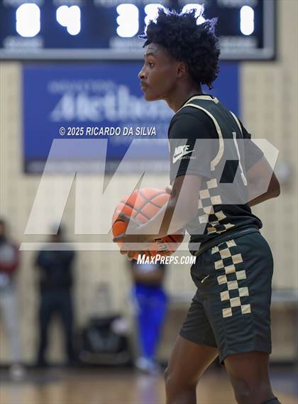 Thumbnail 2 in Jordan vs. King (UIL 6A D2 Basketball Regional Semifinal) photogallery.
