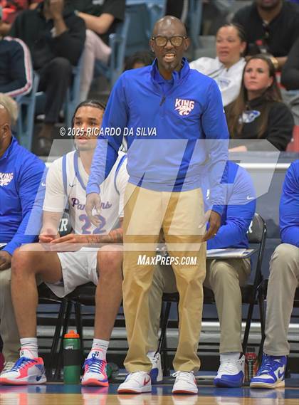 Thumbnail 1 in Jordan vs. King (UIL 6A D2 Basketball Regional Semifinal) photogallery.