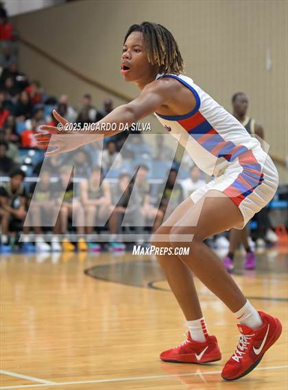 Thumbnail 1 in Jordan vs. King (UIL 6A D2 Basketball Regional Semifinal) photogallery.